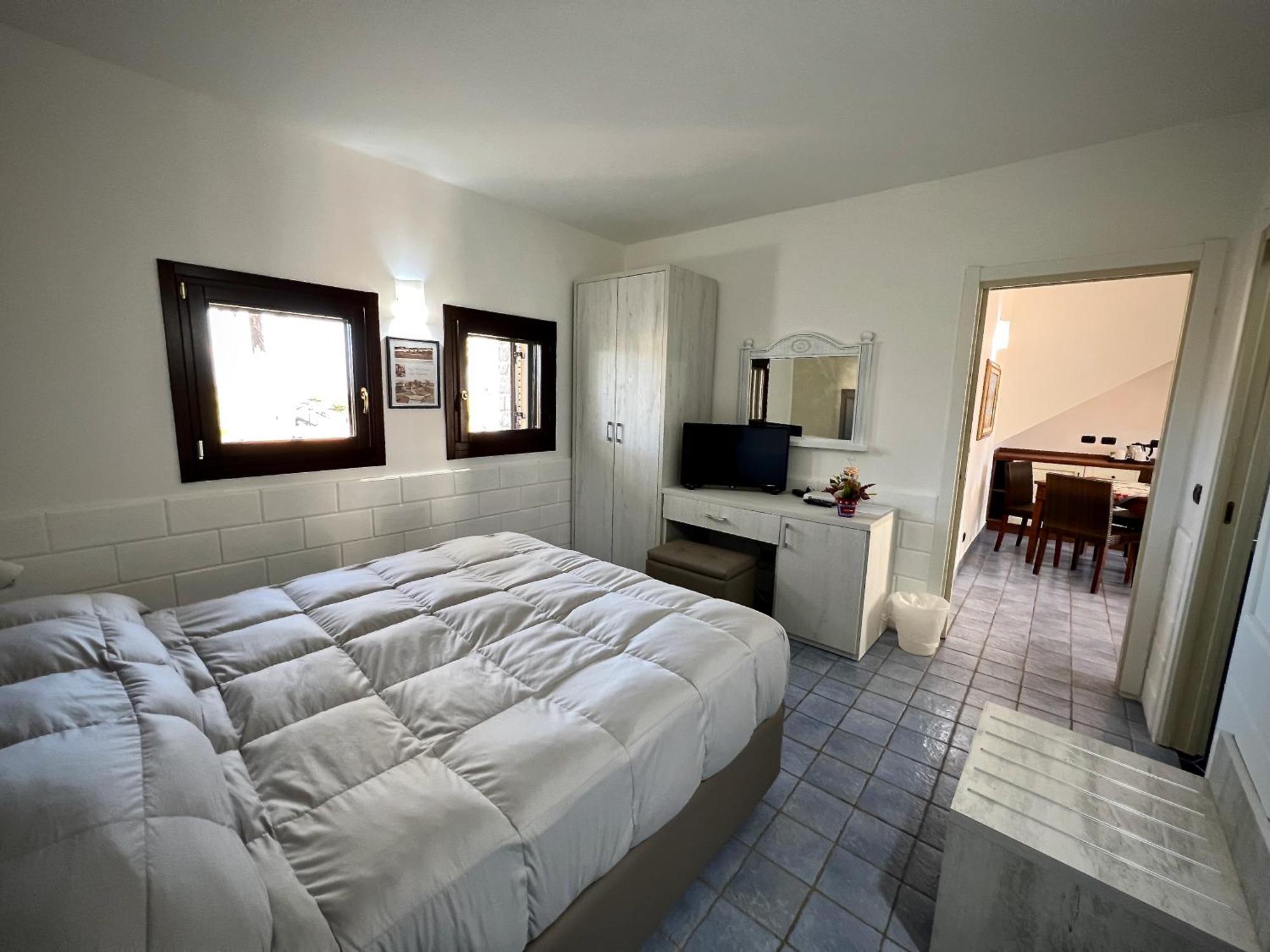Capo Campolato Hotel Brucoli