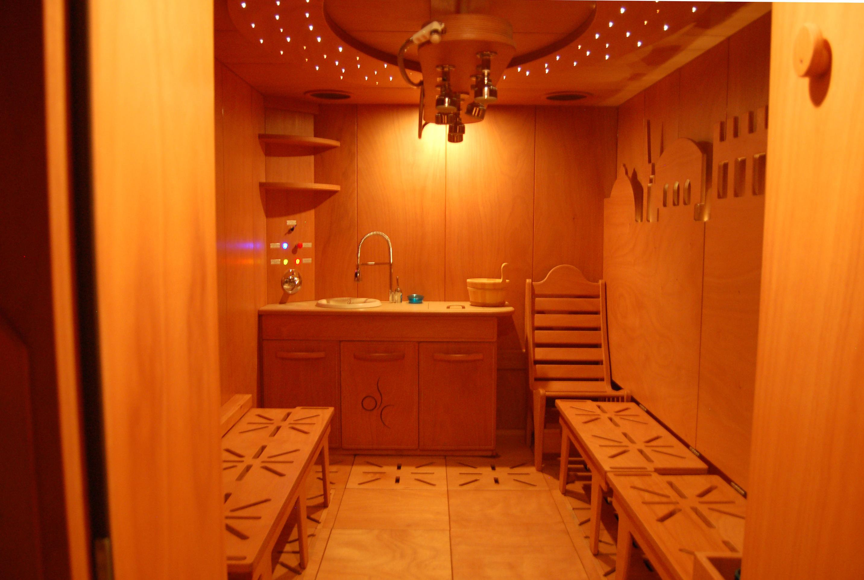 Capo Campolato Hotel 4*